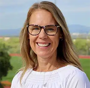 Cari Burson bio portrait