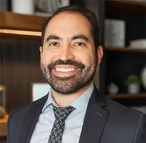 Luis Cordova bio portrait