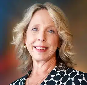 Lori Luzier bio portrait